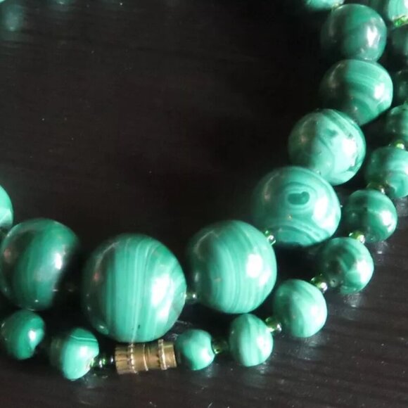 ALEXANDRA'S ACCENTS Artisan Malachite 19" Necklace Green Graduated Beads 16-7mm - Picture 5 of 6